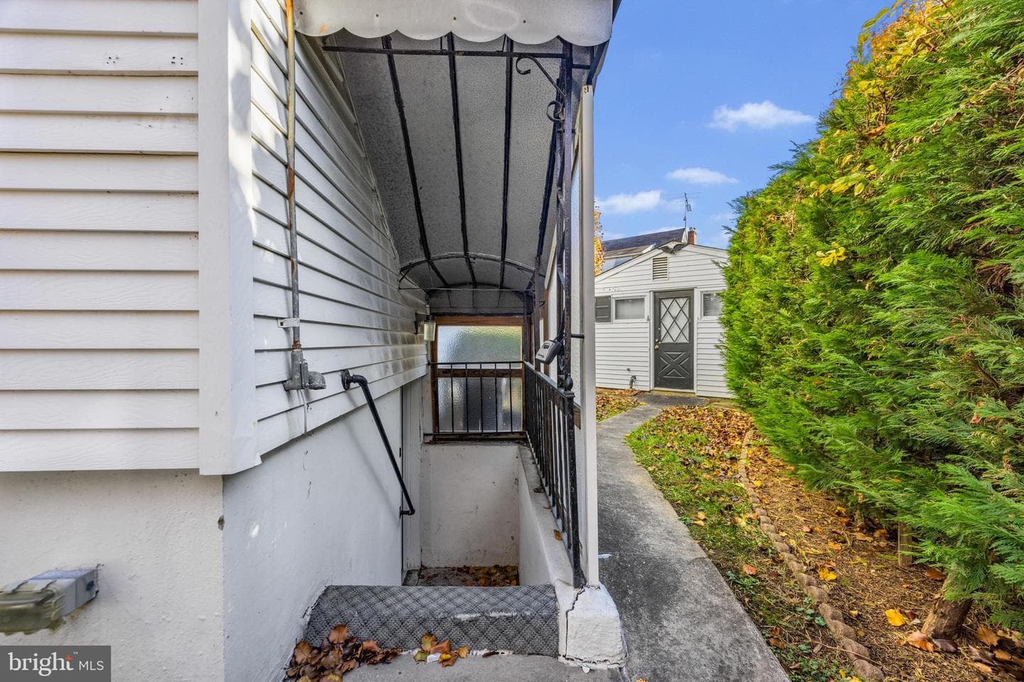 13 Harrison Avenue N photo 47