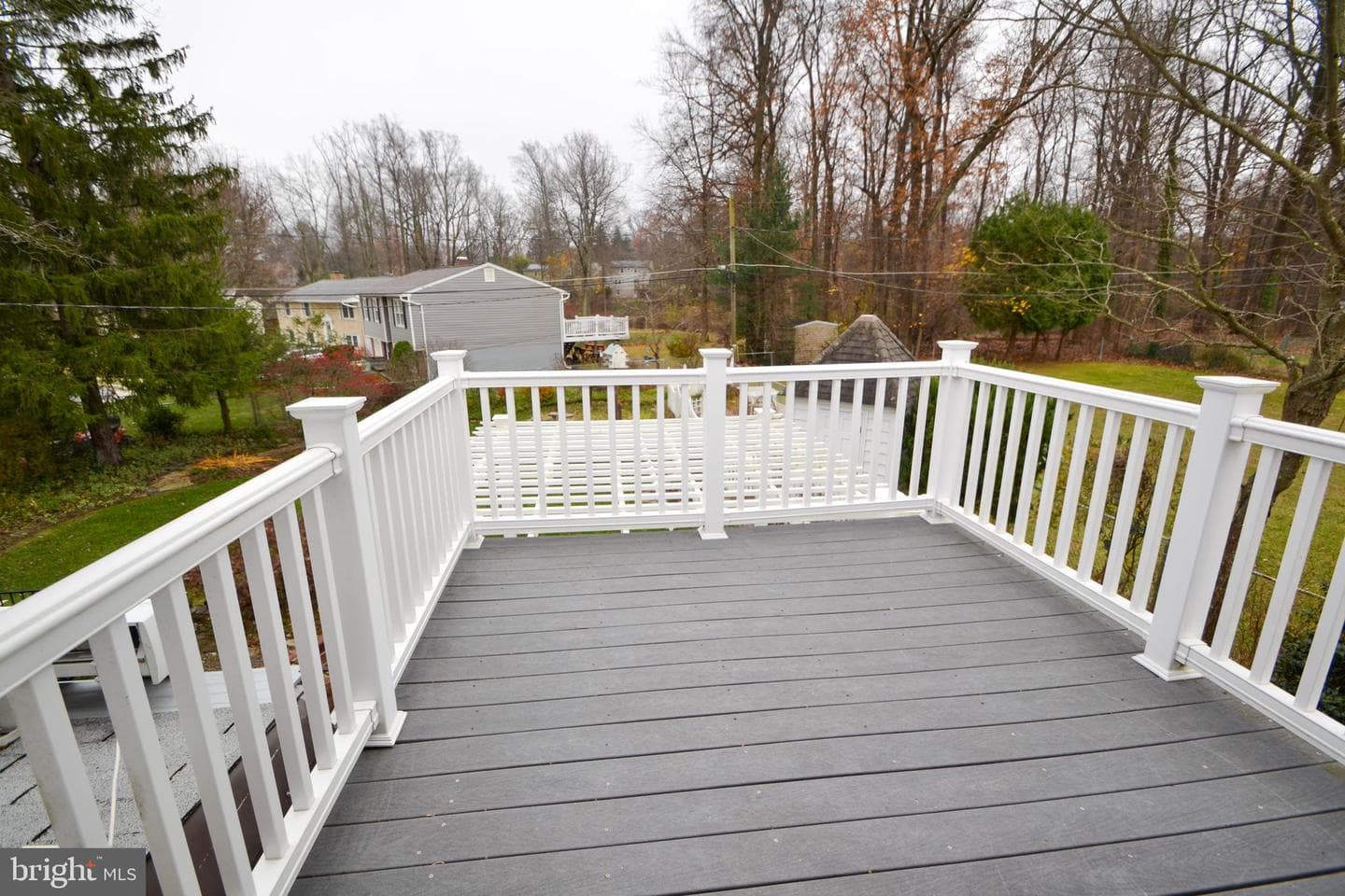 120 Lamport Road photo 34