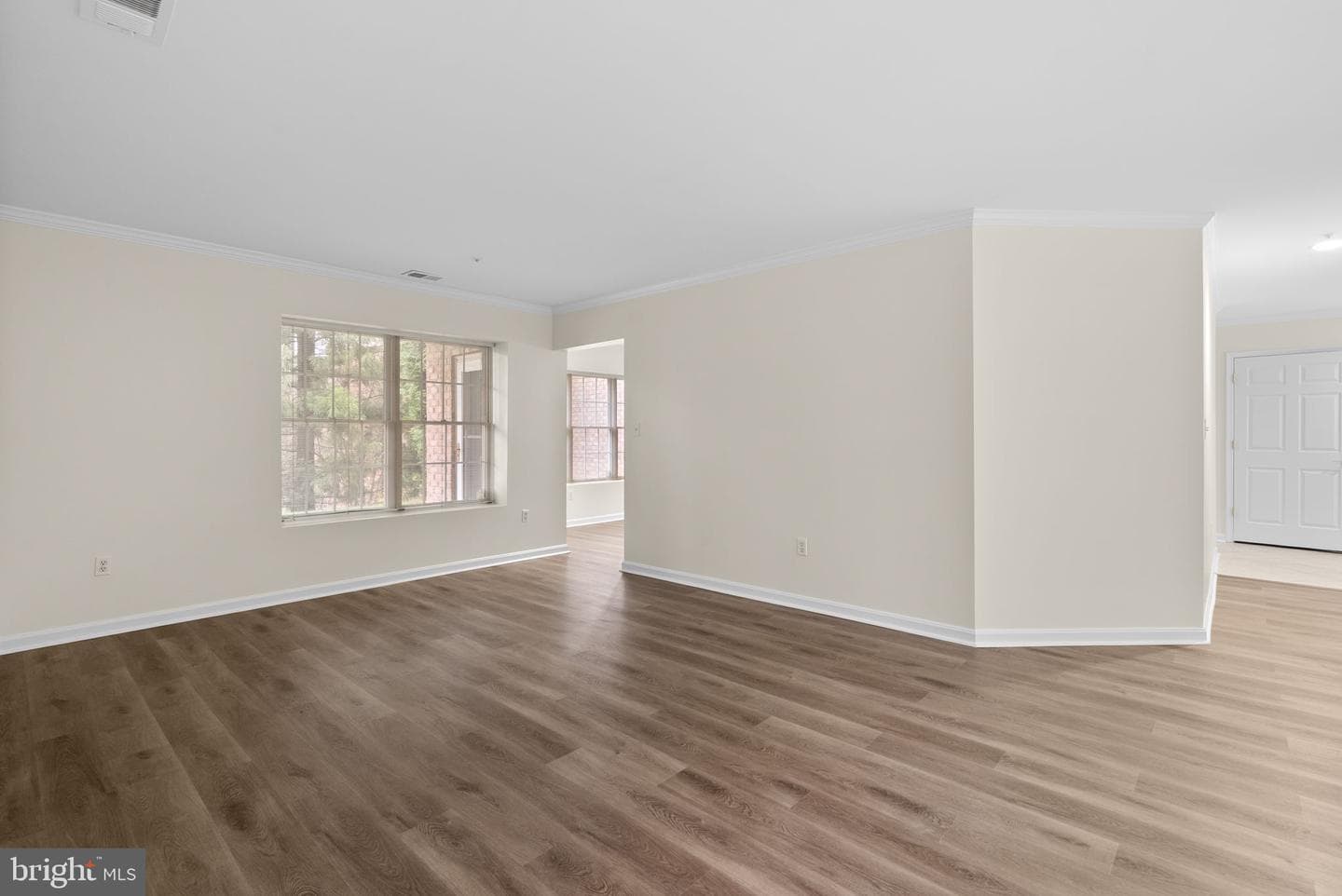 641 Straffan Drive #102 photo 16
