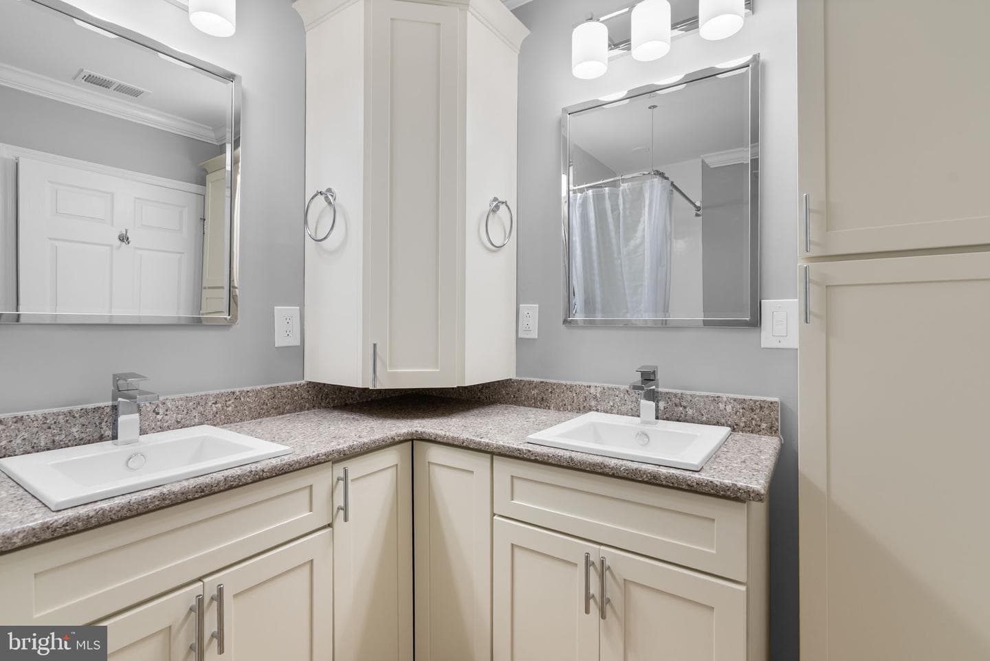 641 Straffan Drive #102 photo 23