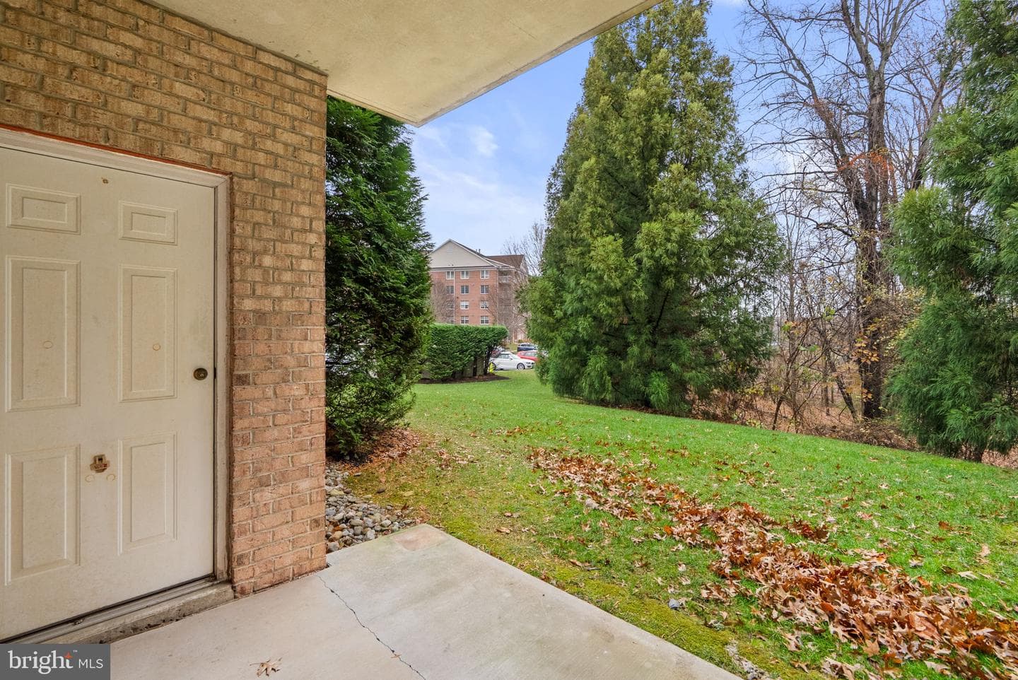 641 Straffan Drive #102 photo 29
