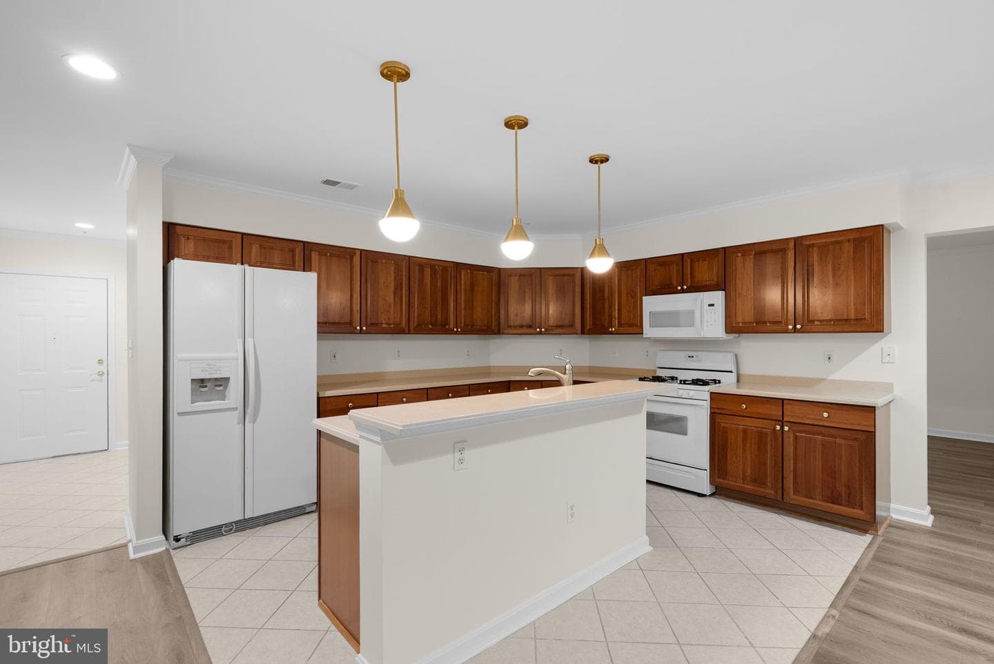 641 Straffan Drive #102 photo 6