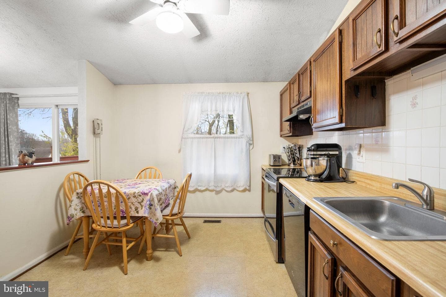 3 Widebrook Court photo 7