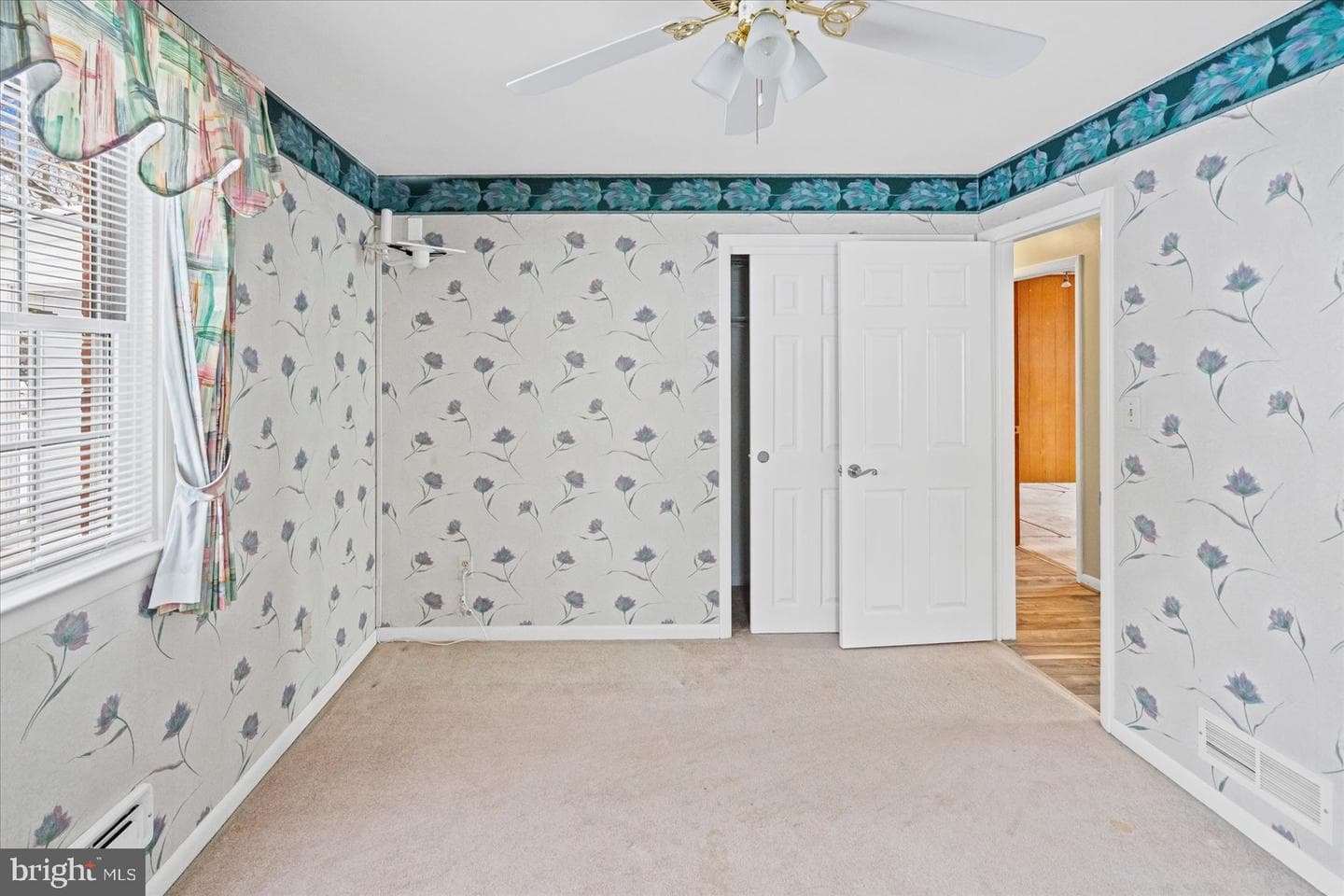 1004 Dunblane Road photo 28
