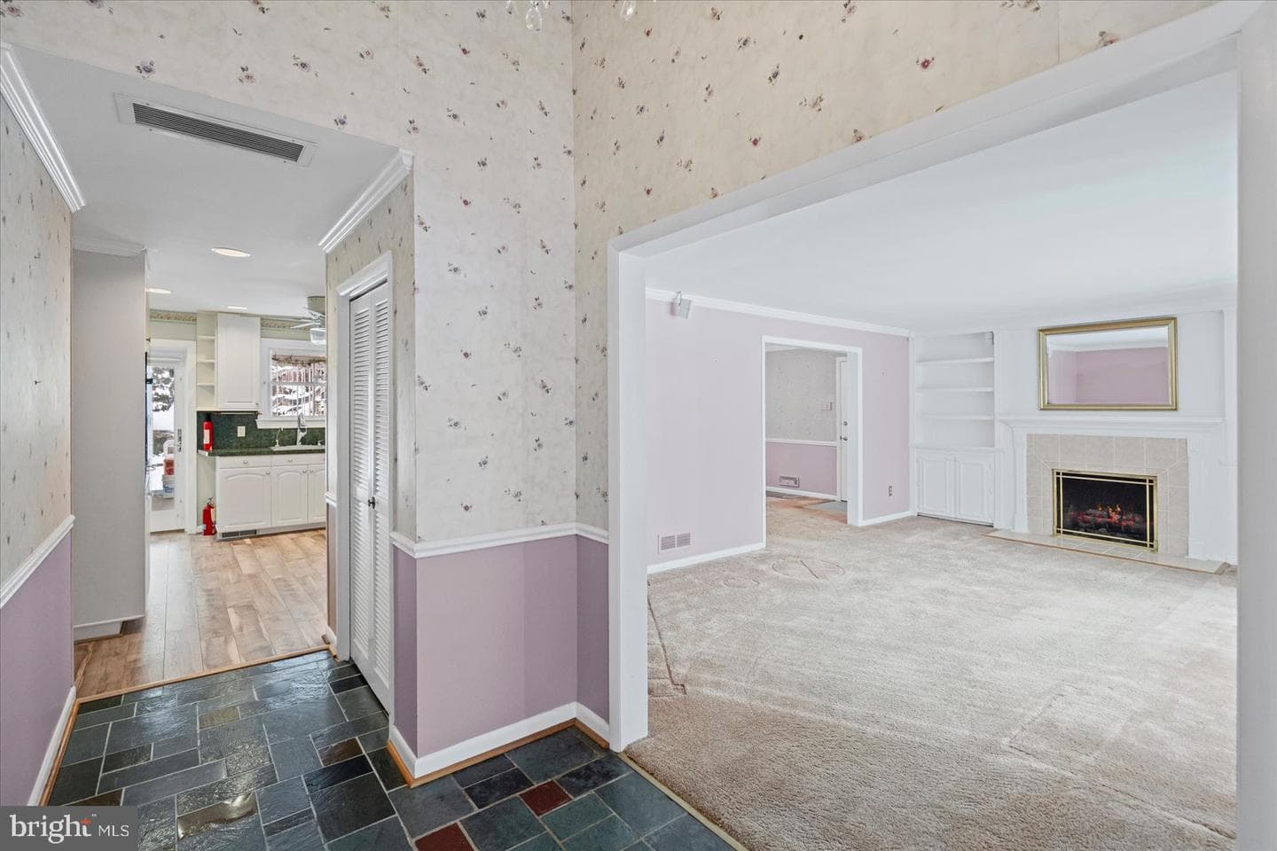 1004 Dunblane Road photo 5