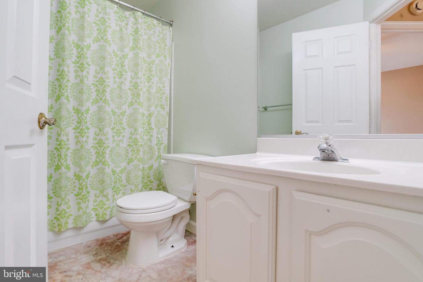 5032 Springhouse Circle photo 61