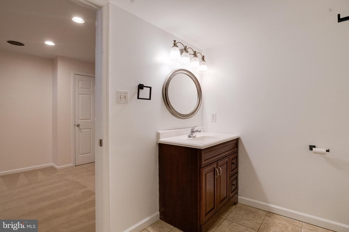 5032 Springhouse Circle photo 71