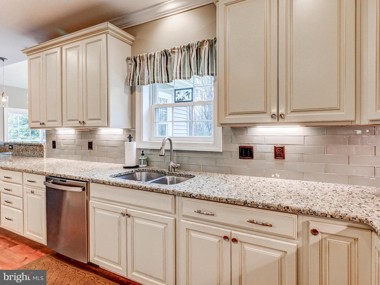 11707 Manor Road photo 12