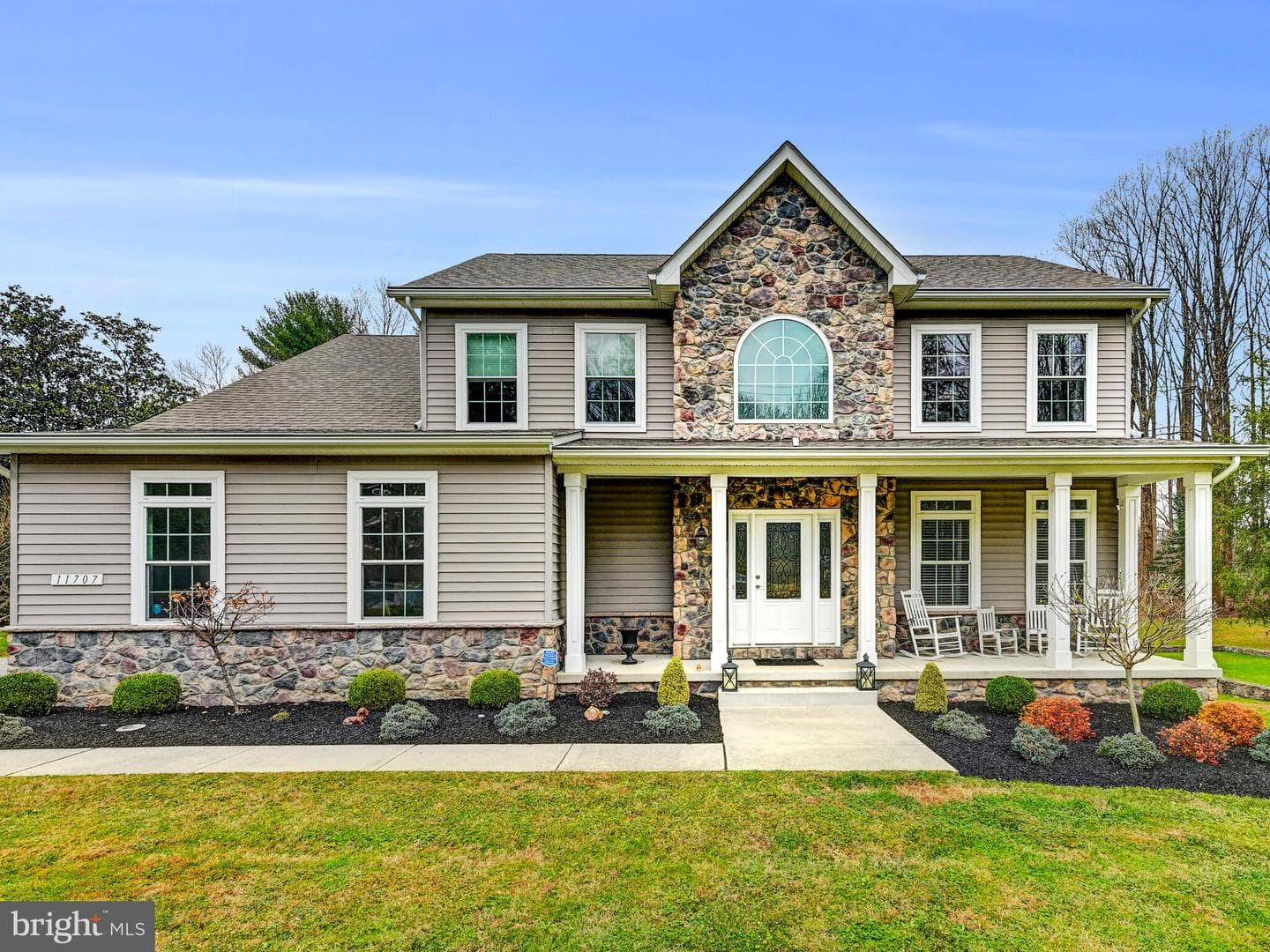 11707 Manor Road photo 2