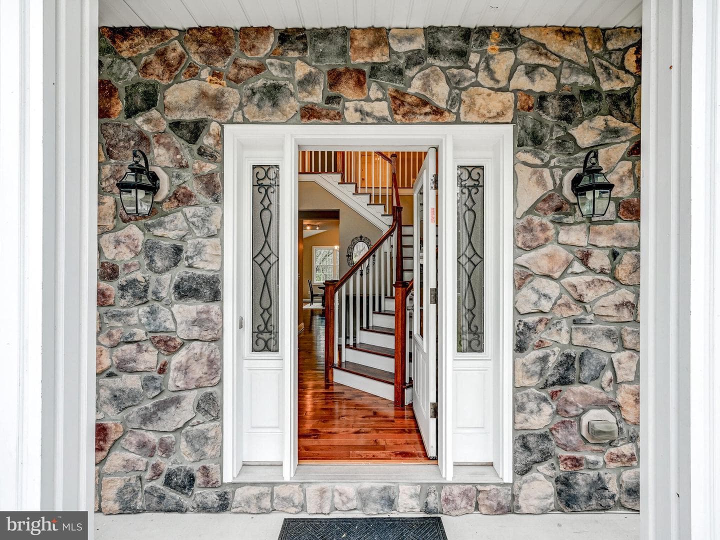 11707 Manor Road photo 7