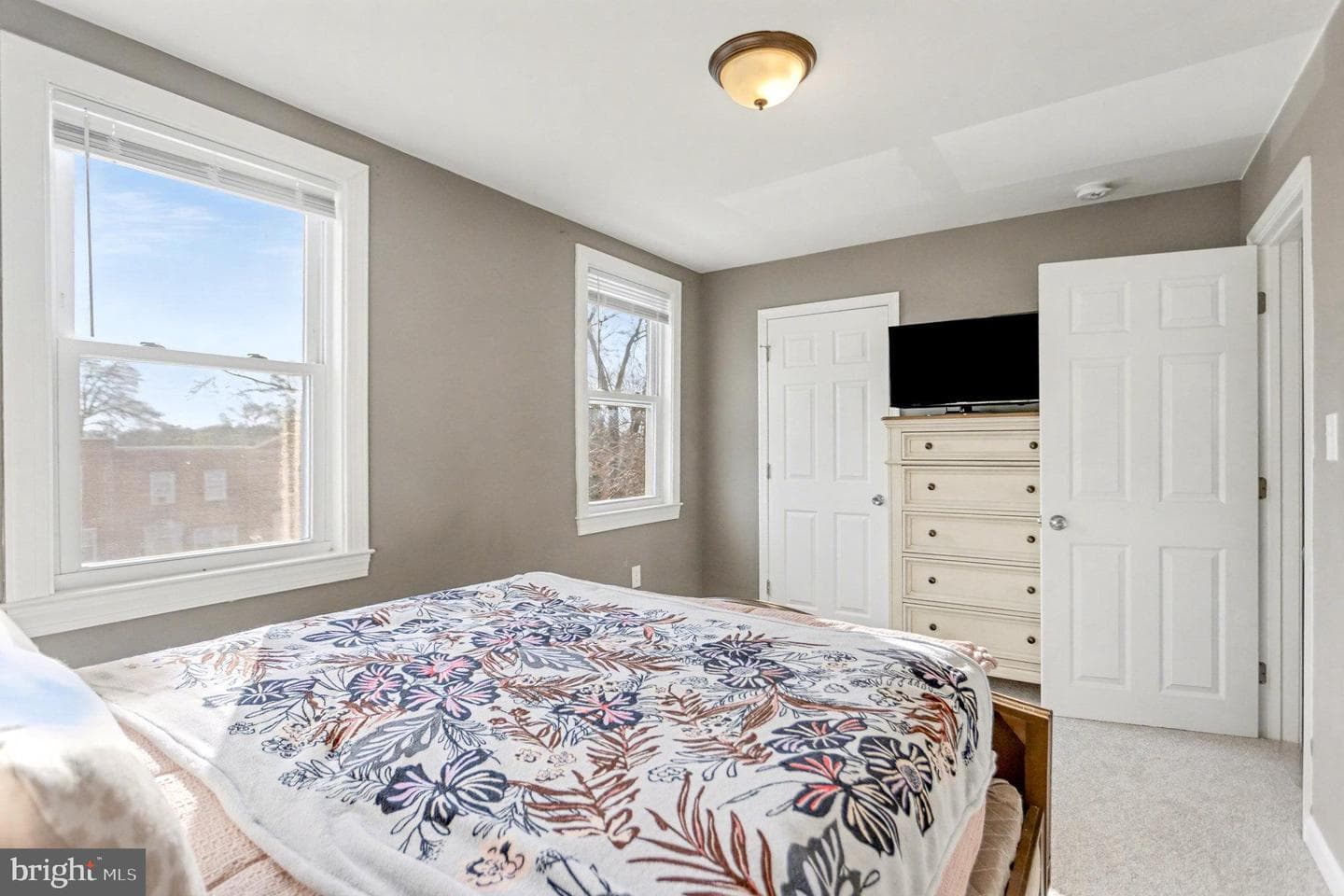 8656 Oak Road photo 11