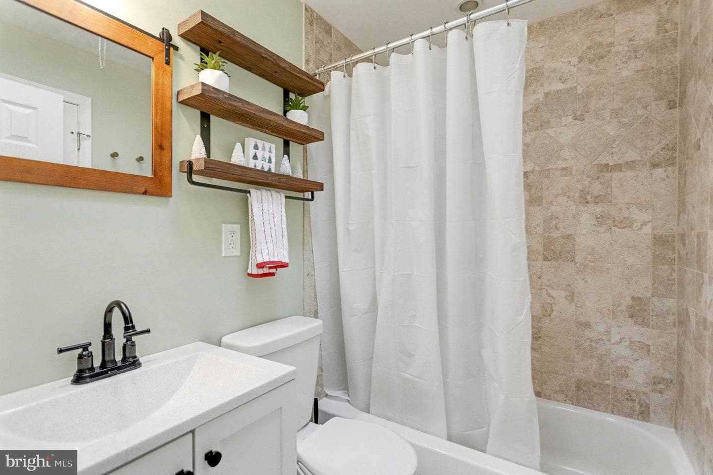8656 Oak Road photo 13