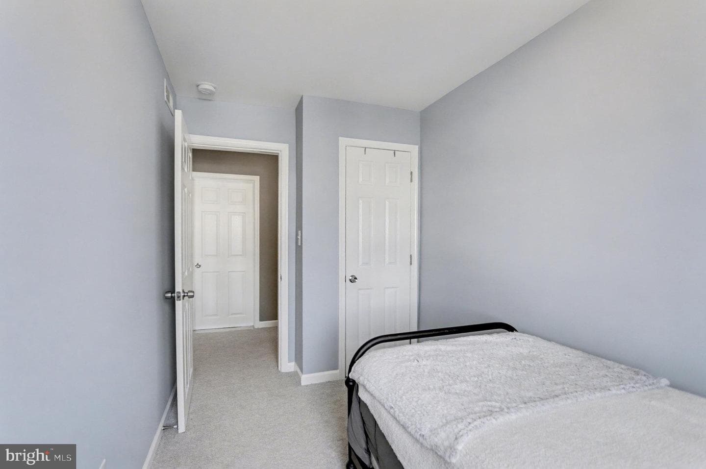 8656 Oak Road photo 17
