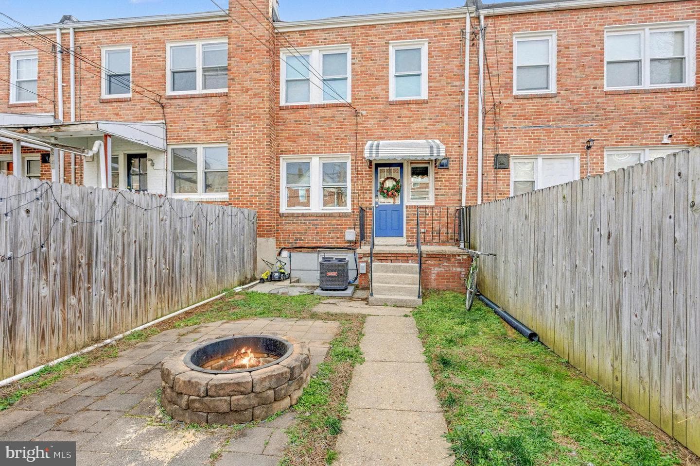 8656 Oak Road photo 24