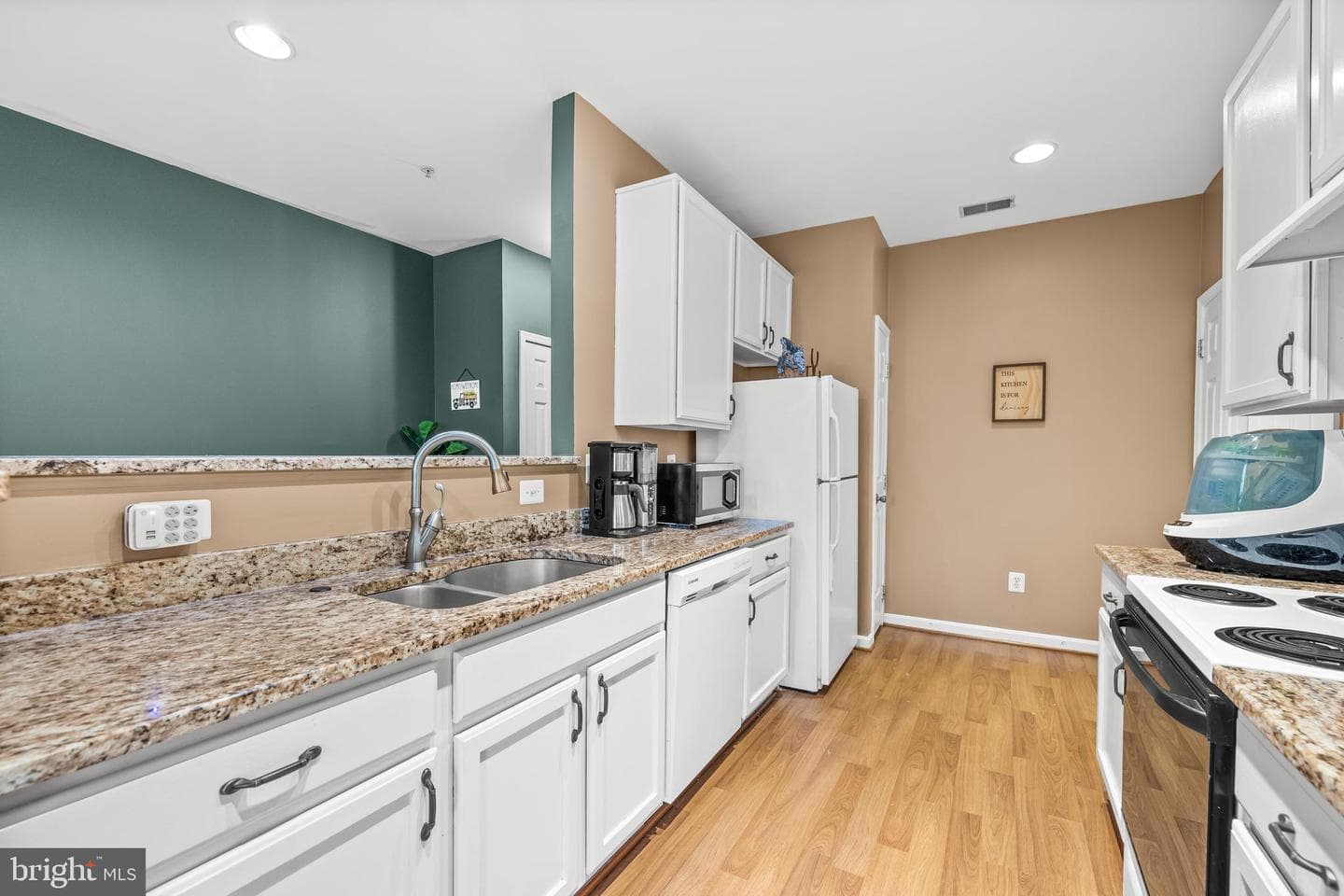 16 Hawk Rise Lane #204