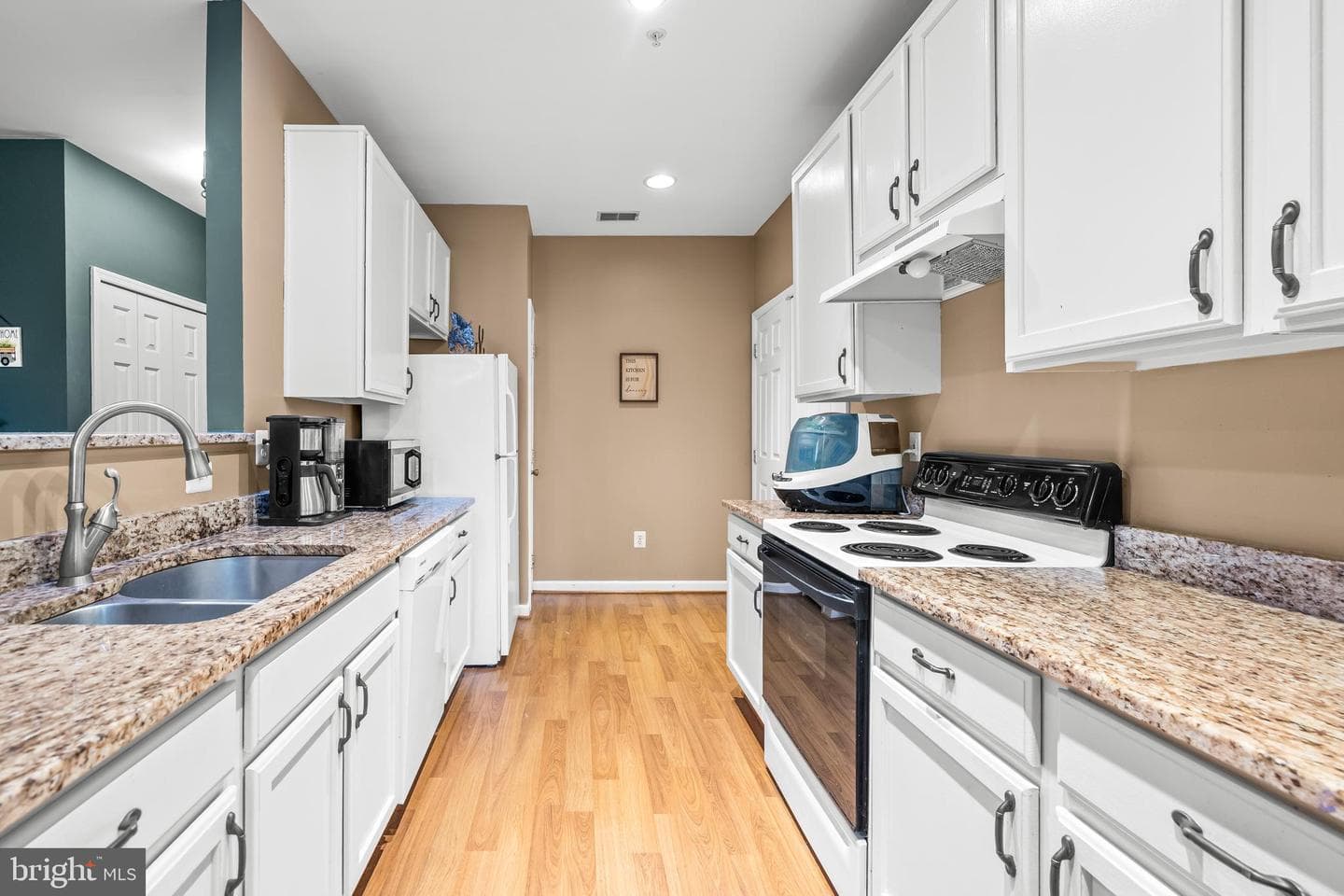 16 Hawk Rise Lane #204 photo 17