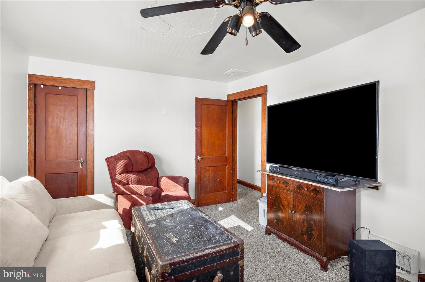 1328 Stevens Avenue photo 20