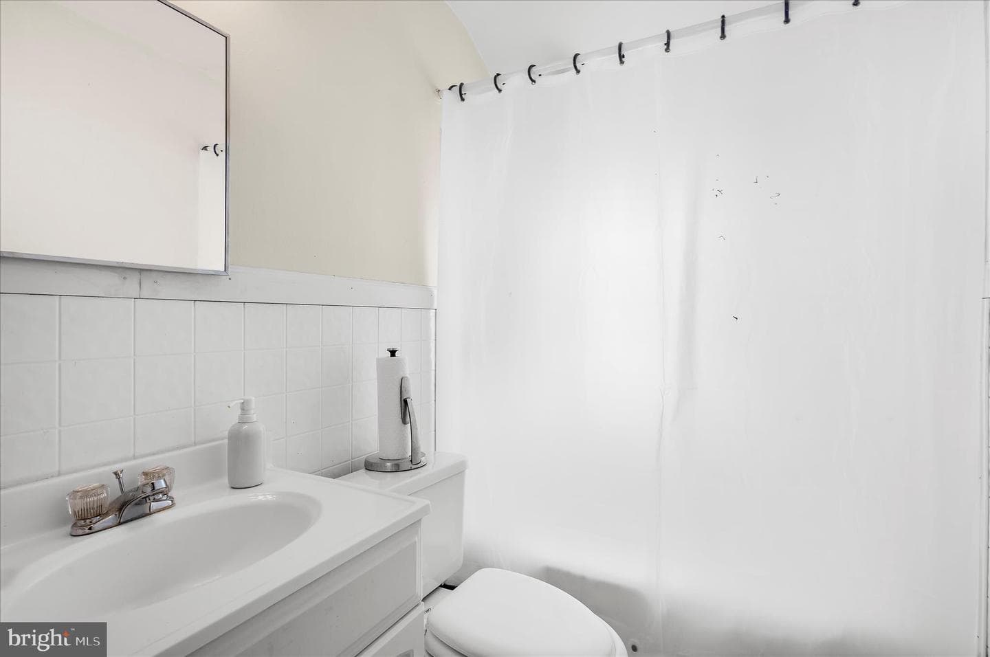 1328 Stevens Avenue photo 27