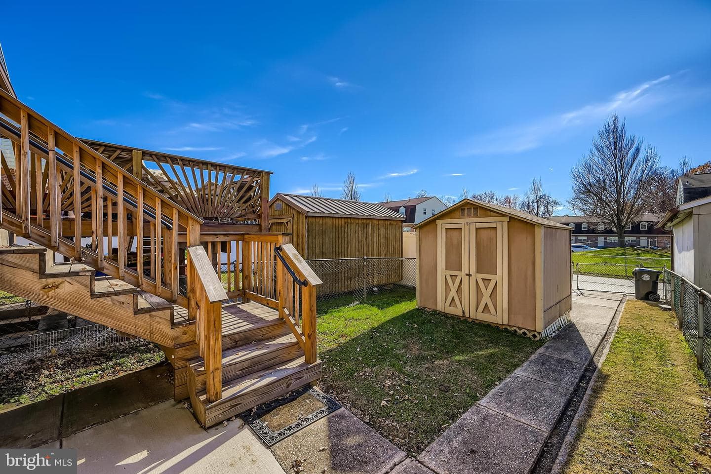 658 Kingston Road photo 26