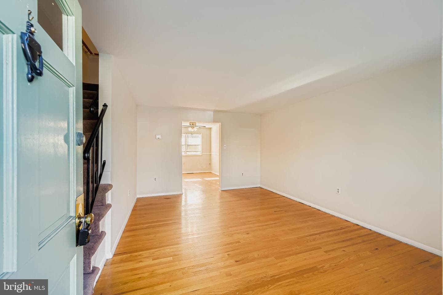658 Kingston Road photo 5