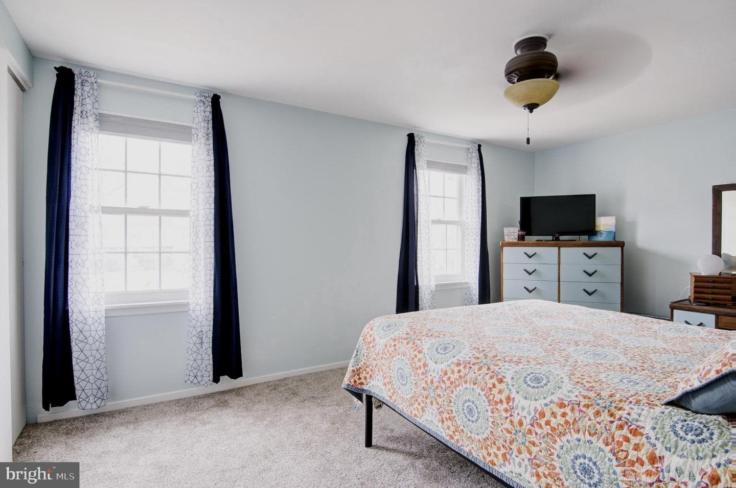 144 E Orange Court photo 14