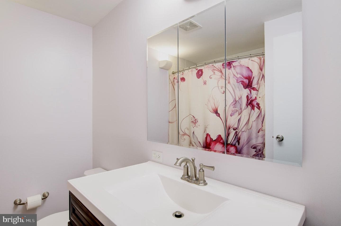144 E Orange Court photo 18
