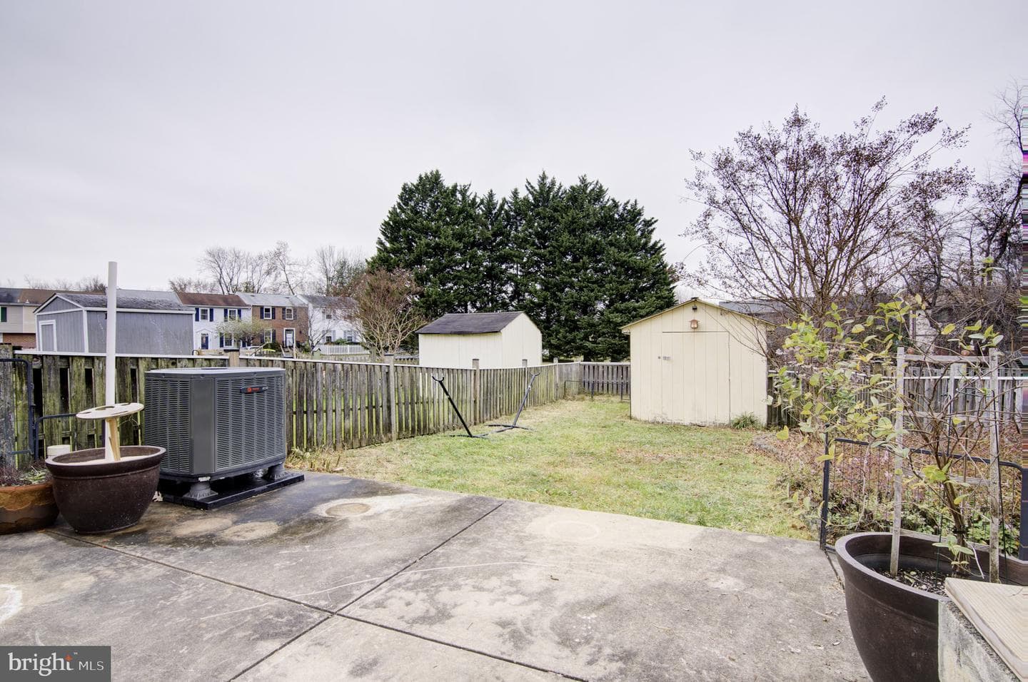 144 E Orange Court photo 27