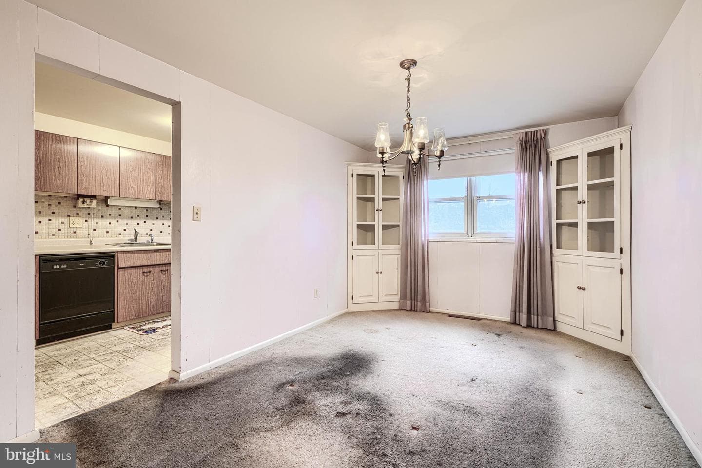 934 Regina Drive photo 15