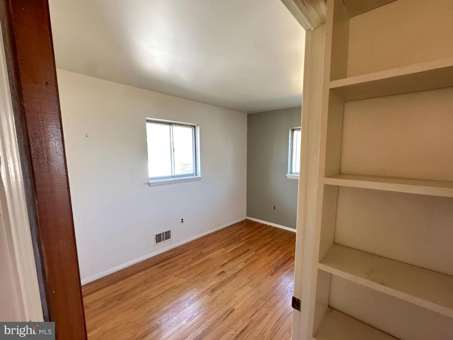 5936 Sunset Avenue photo 12