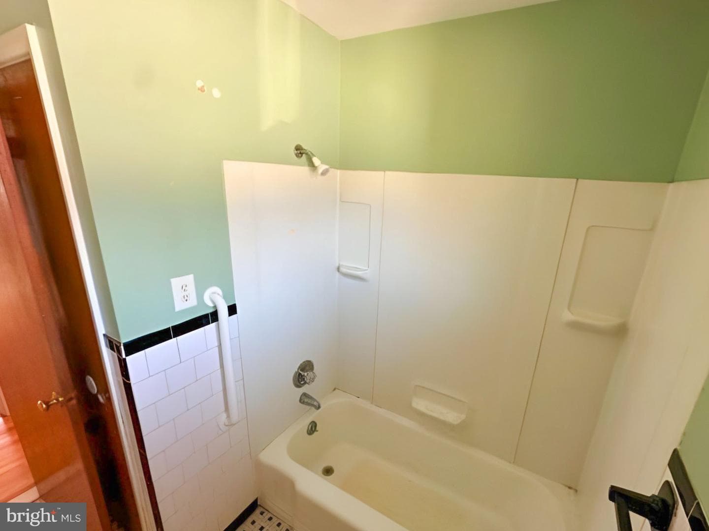 5936 Sunset Avenue photo 16