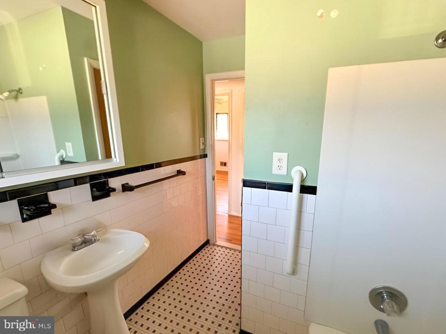 5936 Sunset Avenue photo 27