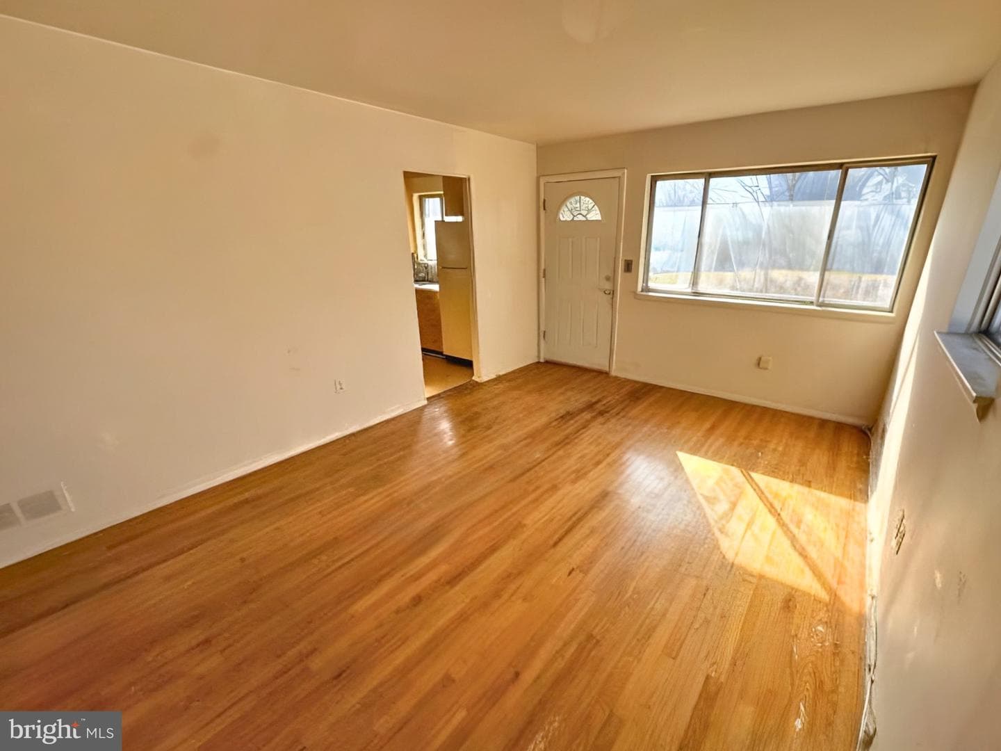 5936 Sunset Avenue photo 6