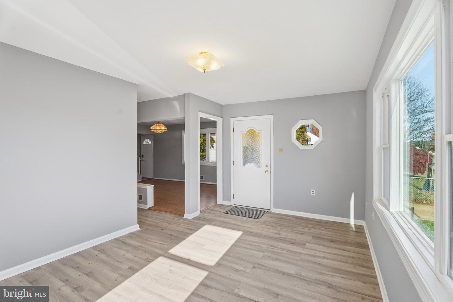 2606 Plainfield Road photo 3