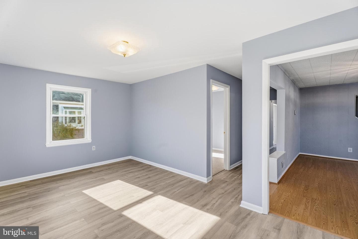 2606 Plainfield Road photo 5