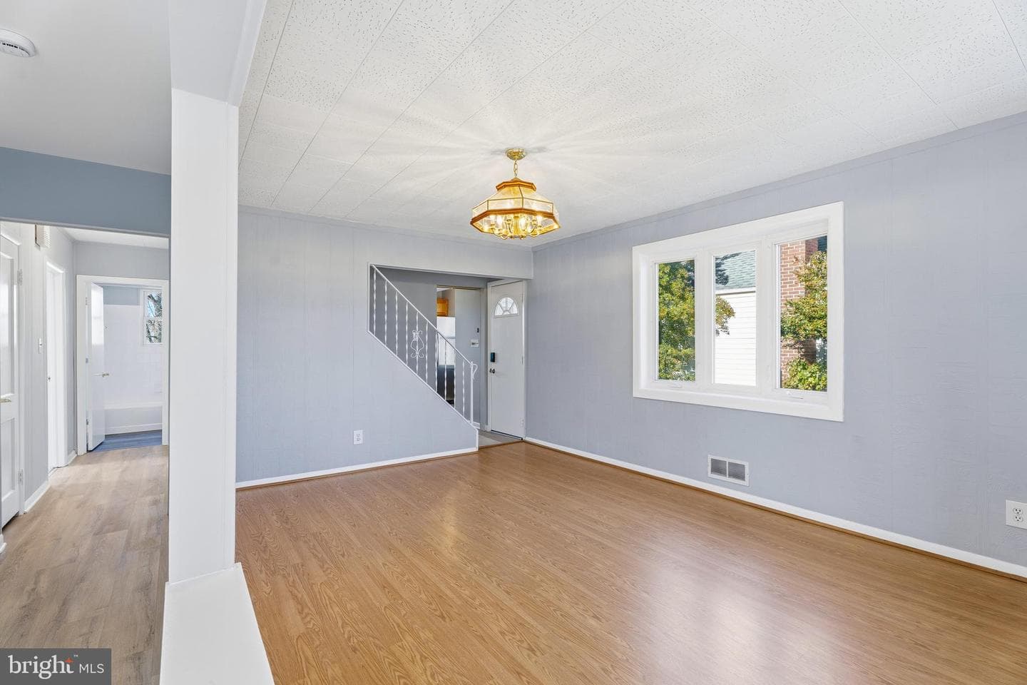 2606 Plainfield Road photo 8