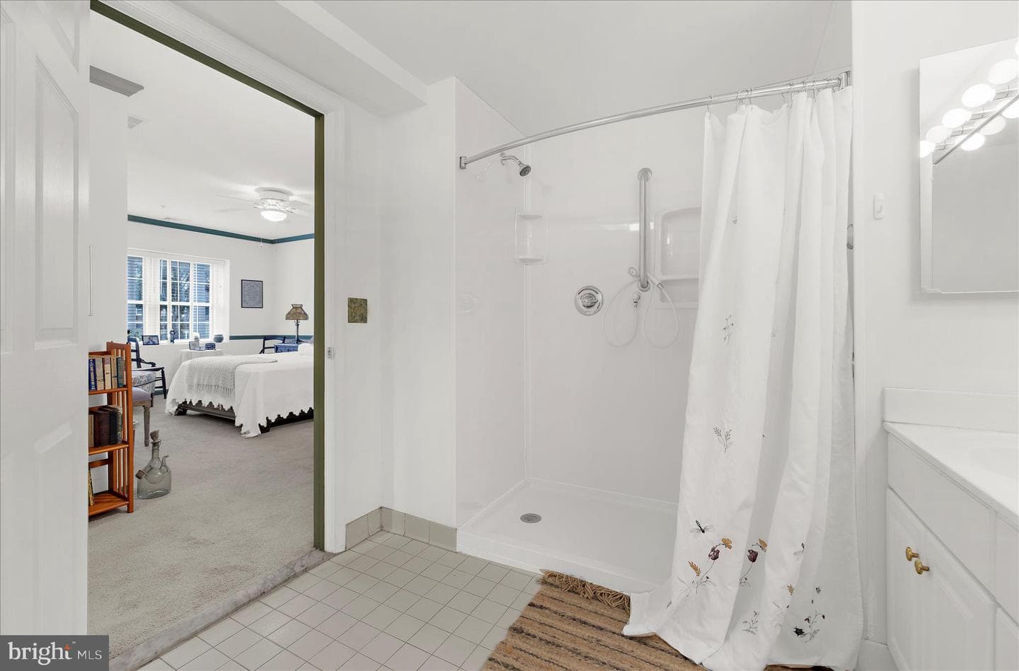 215 Belmont Forest Court #108 photo 32