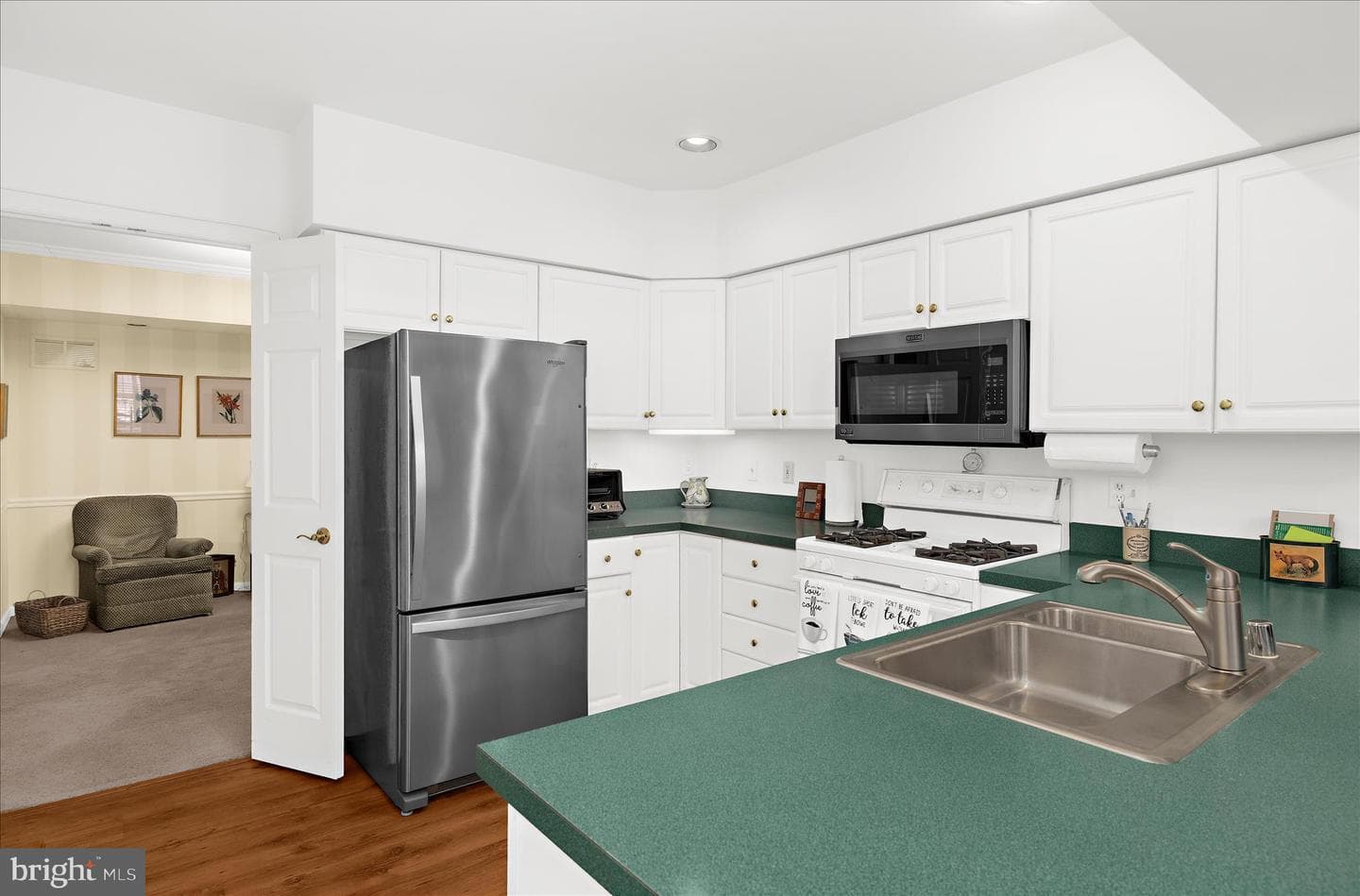 215 Belmont Forest Court #108 photo 9