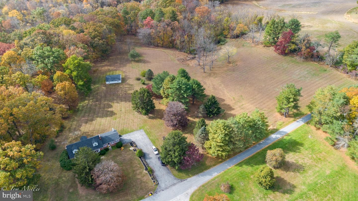 18400 Foreston Road photo 3