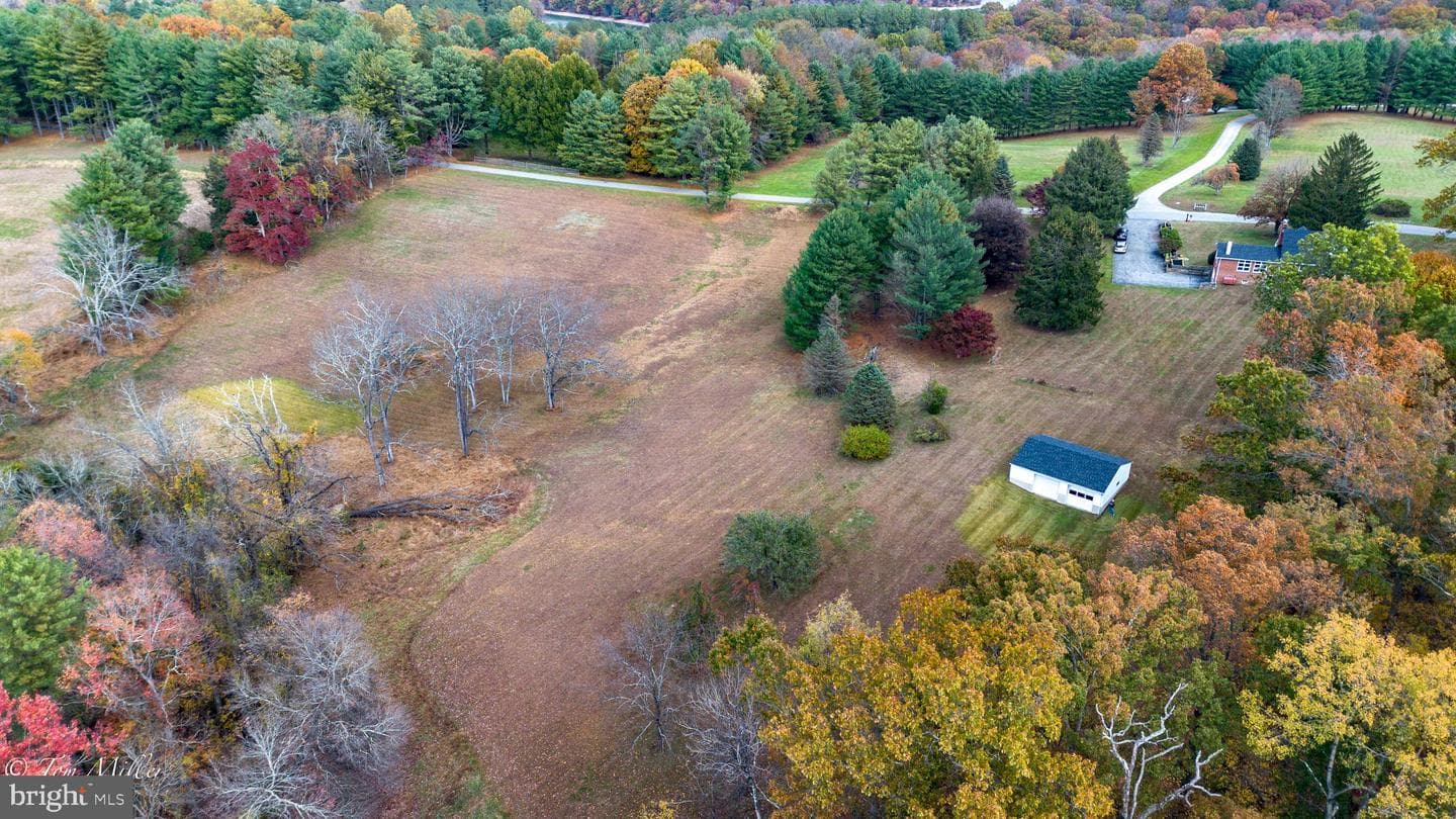 18400 Foreston Road photo 5
