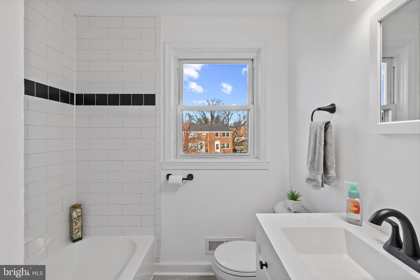 1603 N Forest Park Avenue photo 15