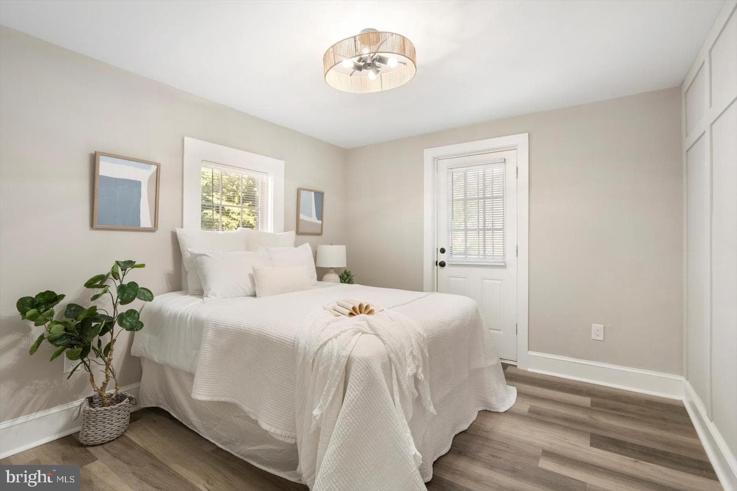 223 New Avenue photo 18