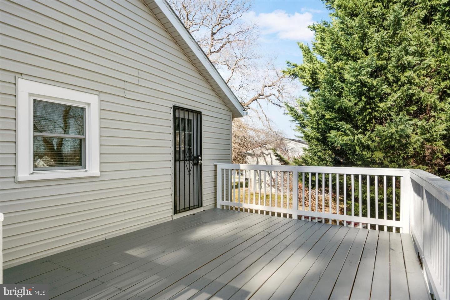 223 New Avenue photo 29