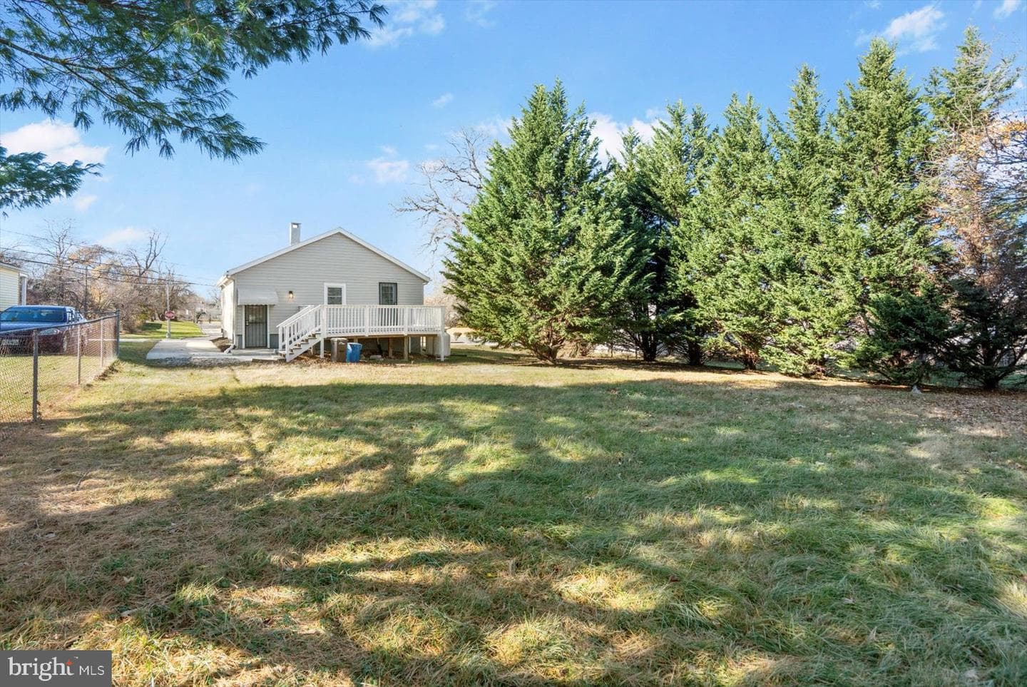 223 New Avenue photo 33