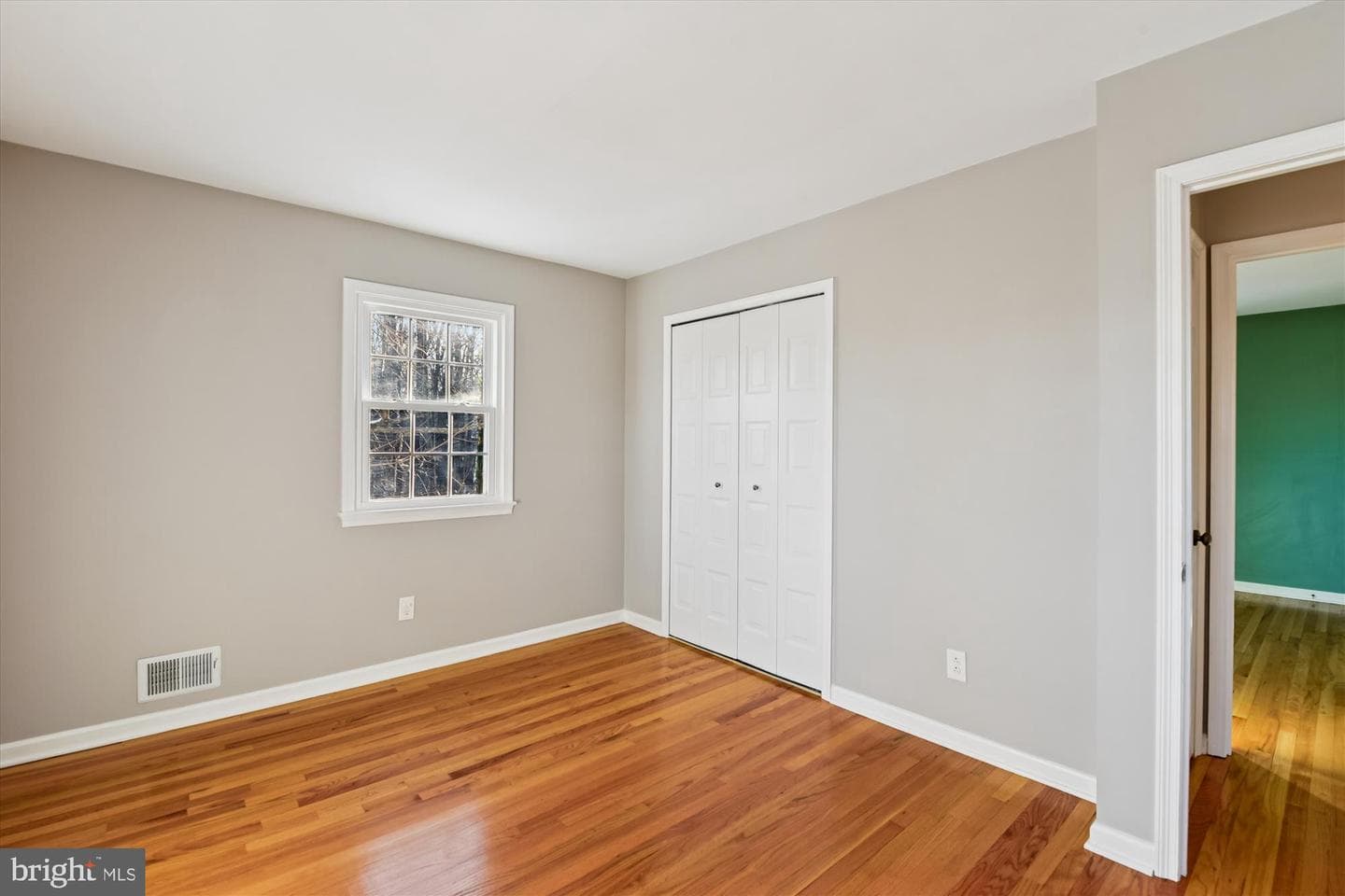 1006 W Joppa Road photo 26