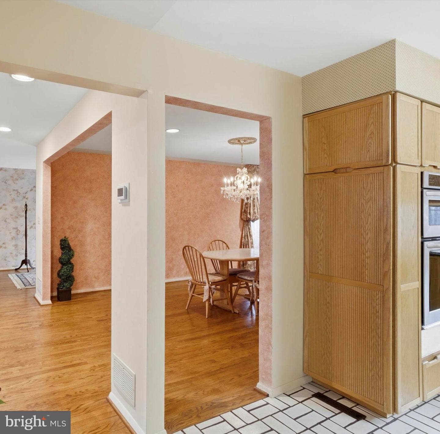 11006 Valley Heights Drive photo 11