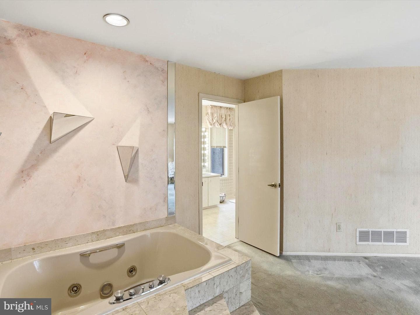 11006 Valley Heights Drive photo 28