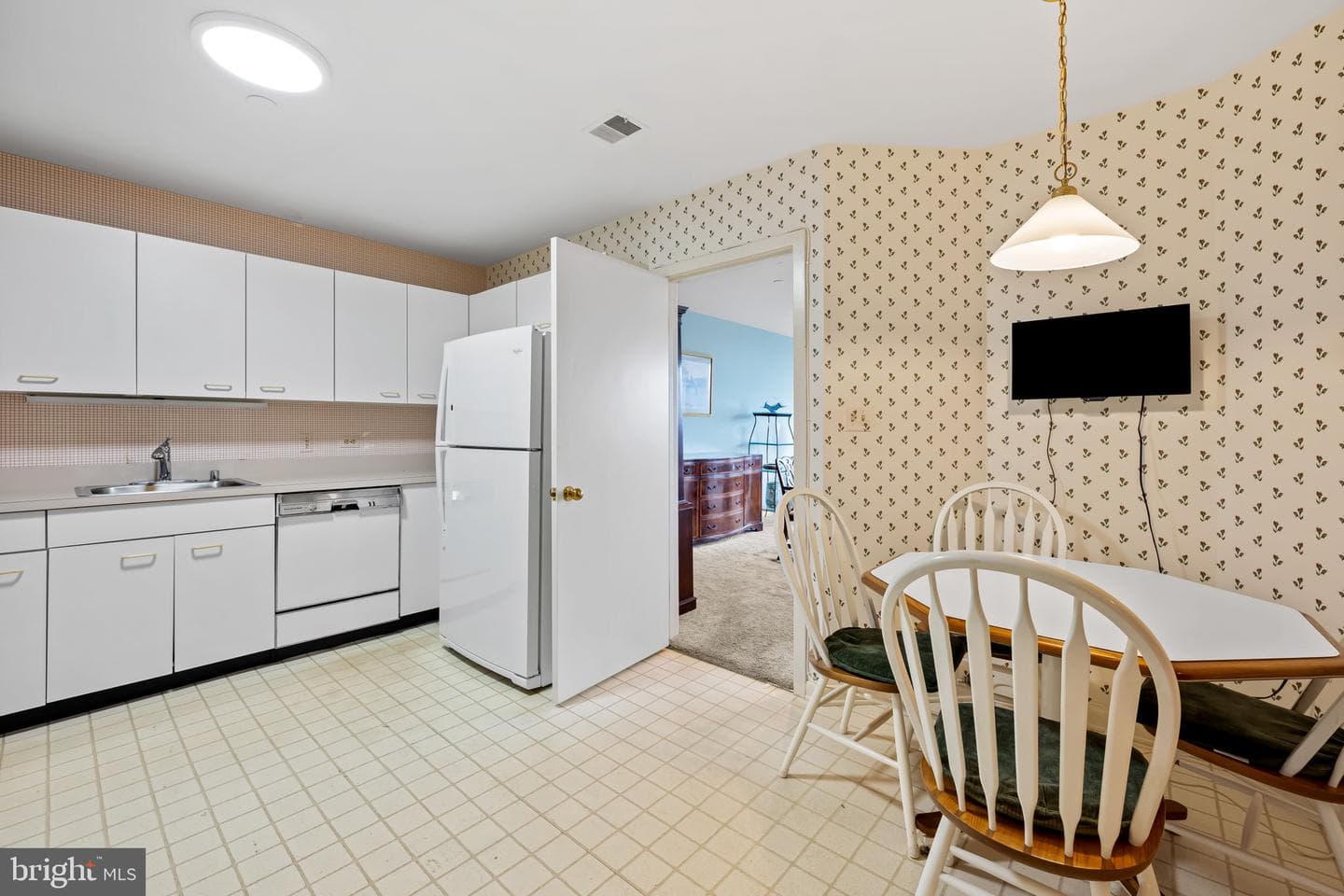 4001 Old Court Road #415 photo 13