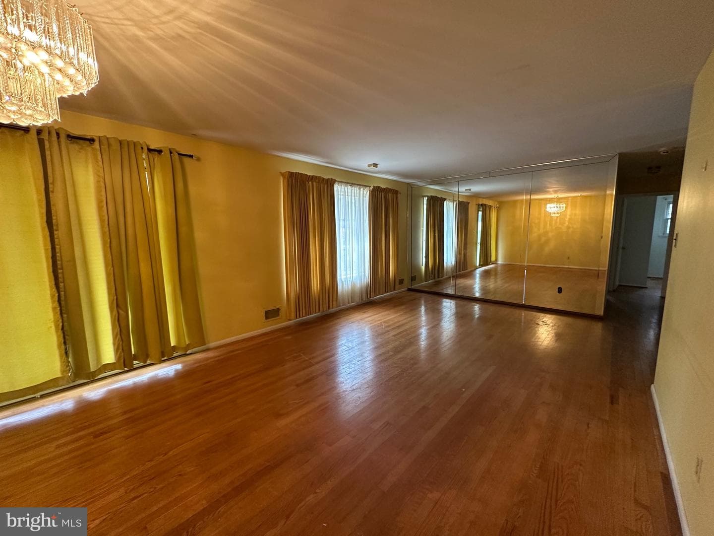 1741 Ellinwood Road photo 2
