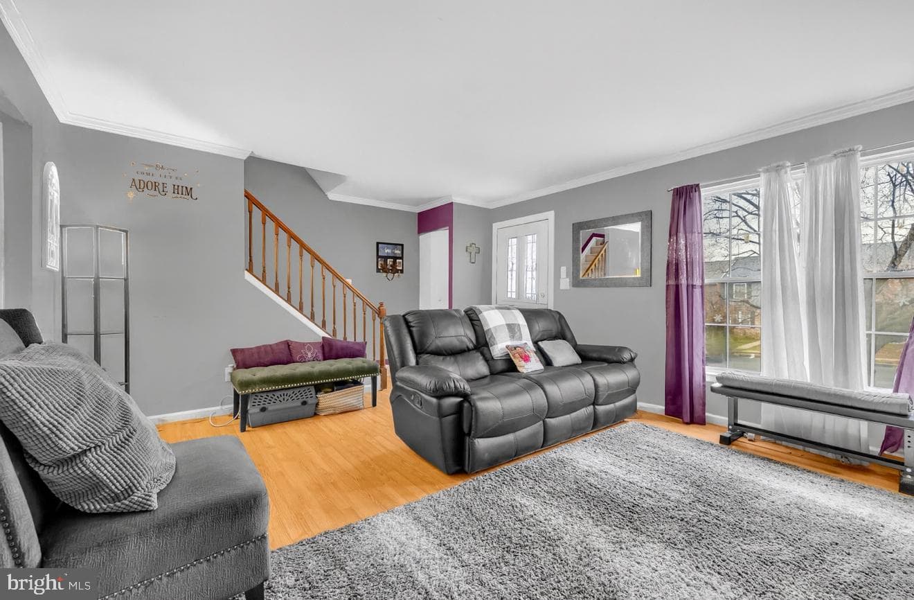 22 Clearlake Court photo 3