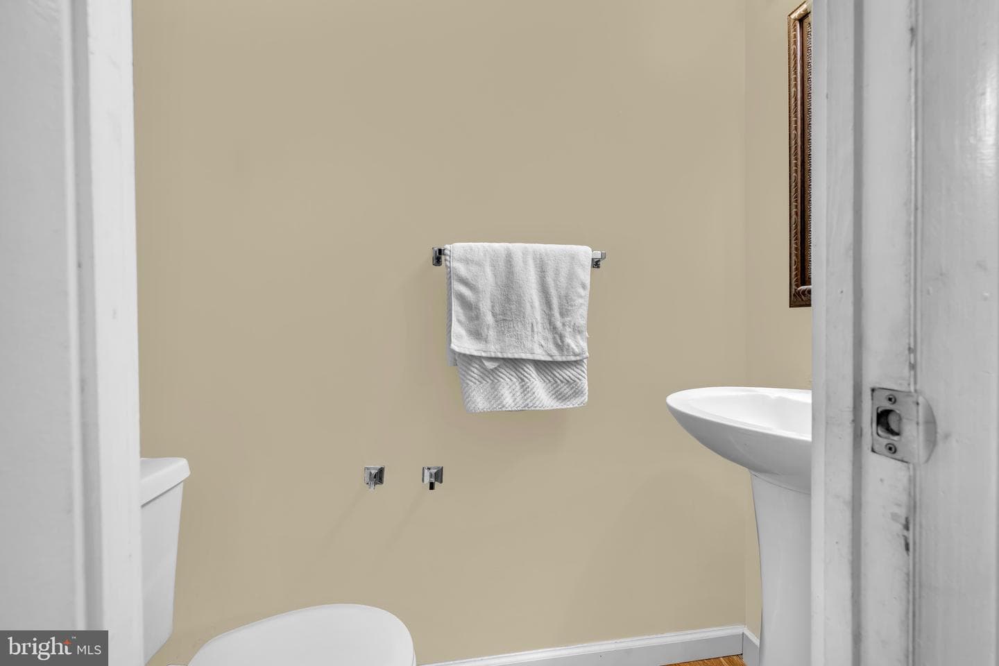 22 Clearlake Court photo 6